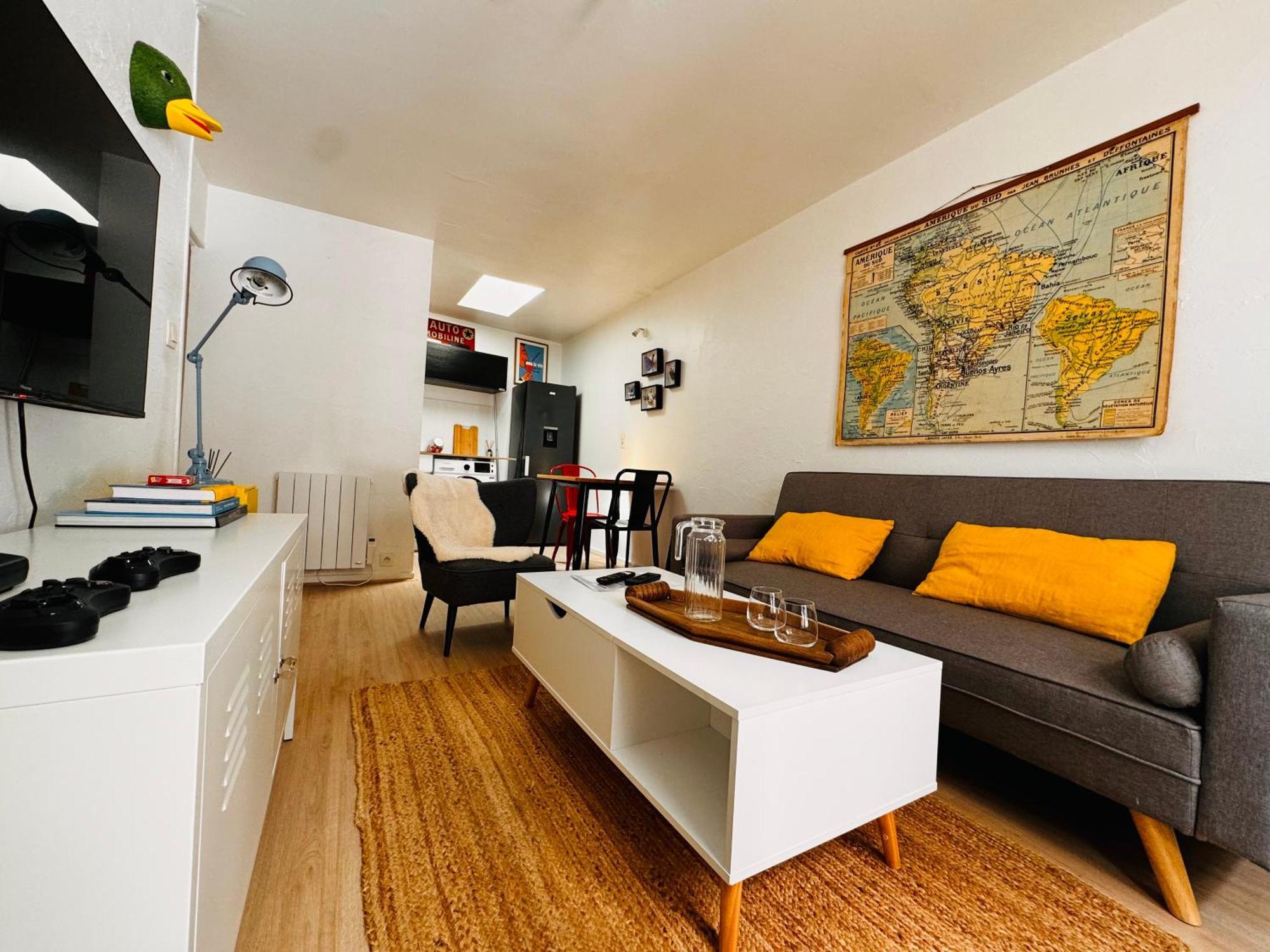 니오르 Le Petit Re, Hypercentre, Garage Prive, Terrasse 아파트 외부 사진